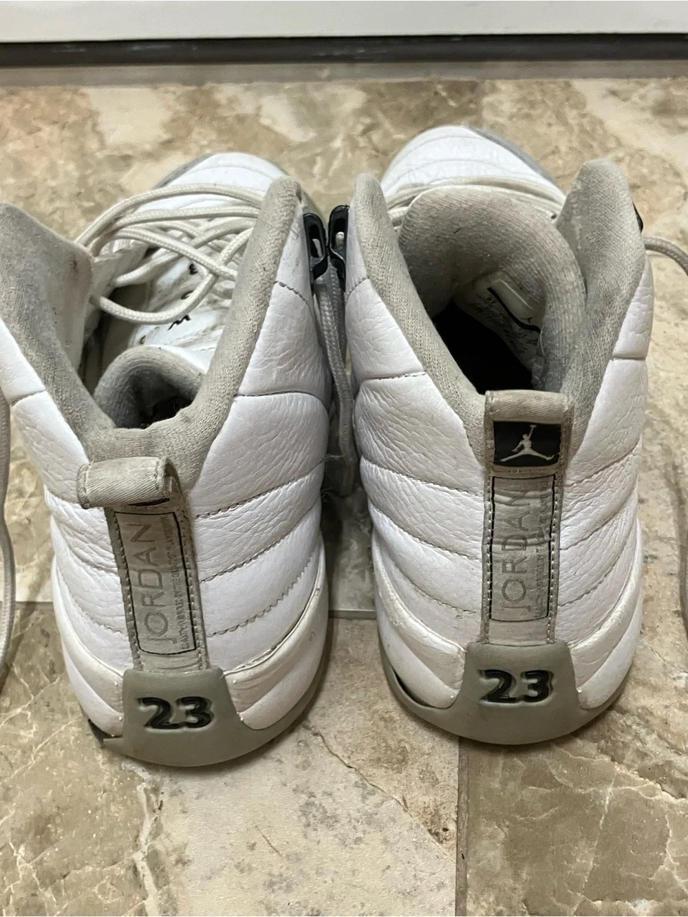 Air Jordan 12 Retro GS White Wolf Grey Black Youth 7Y Clean Pre-Owned